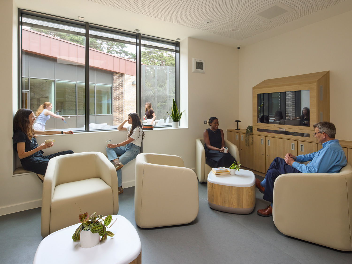 Therapeutic mental health setting for young people completes