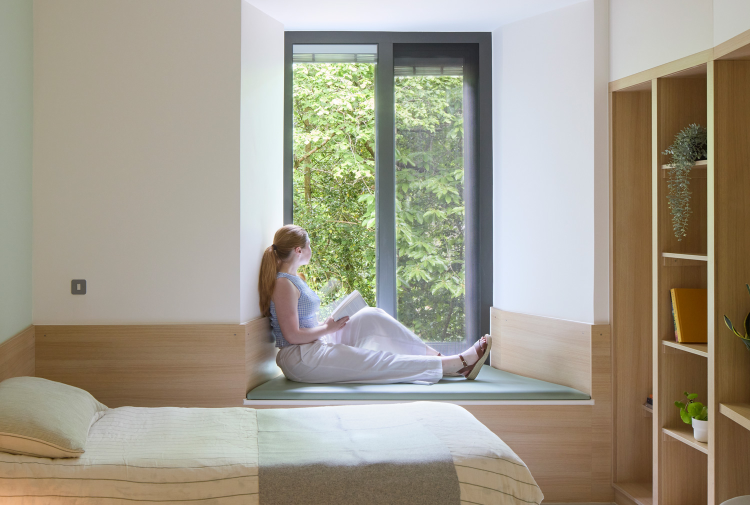 Therapeutic mental health setting for young people completes